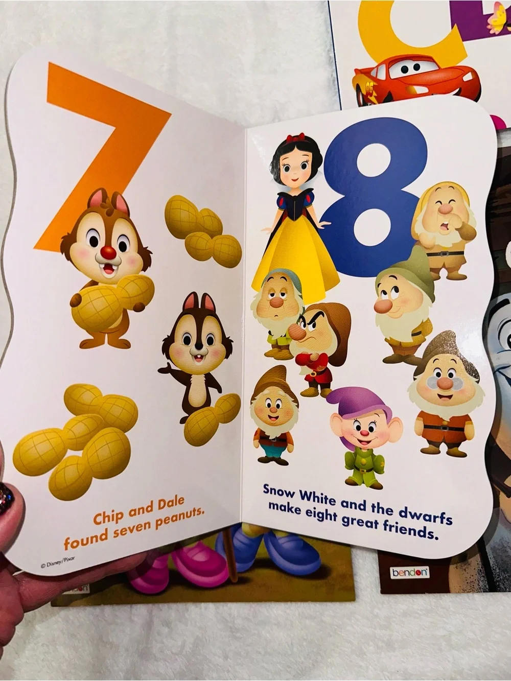 New 4pc Disney Children’s Book Bundle